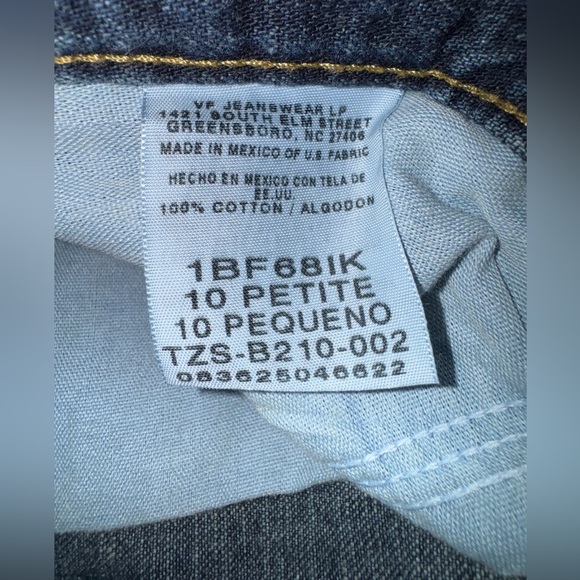 Britannia Women's Blue Jeans. Size 10P. VGUC - Picture 7 of 10